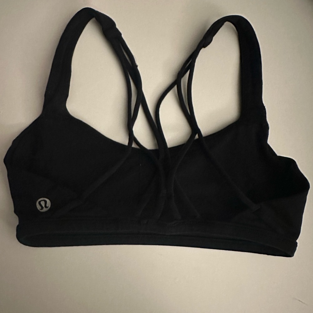 brand new without tags Lululemon sports bra, size 2
